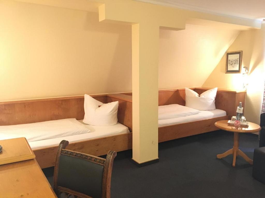 Stadthotel Waldhorn Kirchheim unter Teck Ngoại thất bức ảnh