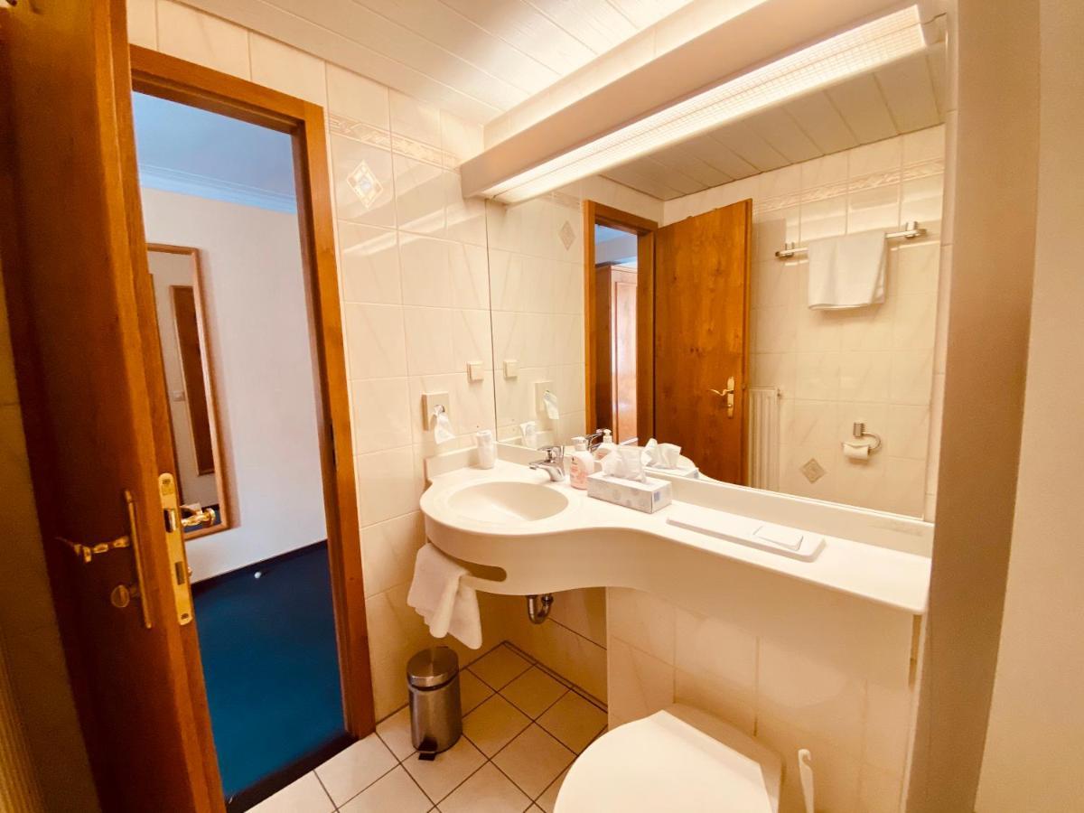 Stadthotel Waldhorn Kirchheim unter Teck Ngoại thất bức ảnh